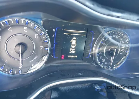 2015 Chrysler 200 Limited z USA, uszkodzony, nr VIN 1C3CCCAB4FN704188